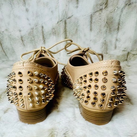 Cape Robbin Gold Spikey Dress Shoe - Picture 6 of 7